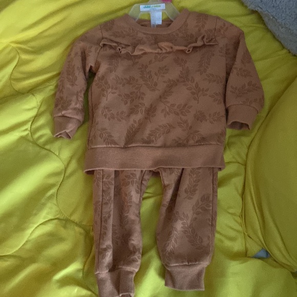 Baby Girl Clothes - Picture 2 of 3